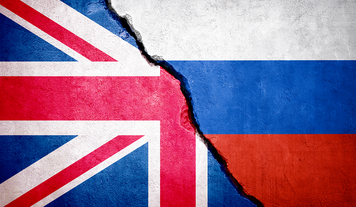 Britain Tightens Squeeze on Russia’s Financial Lifelines