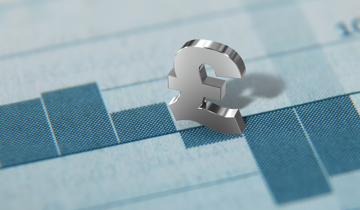 Banks Confront Credit Revival and AI Risk Surge