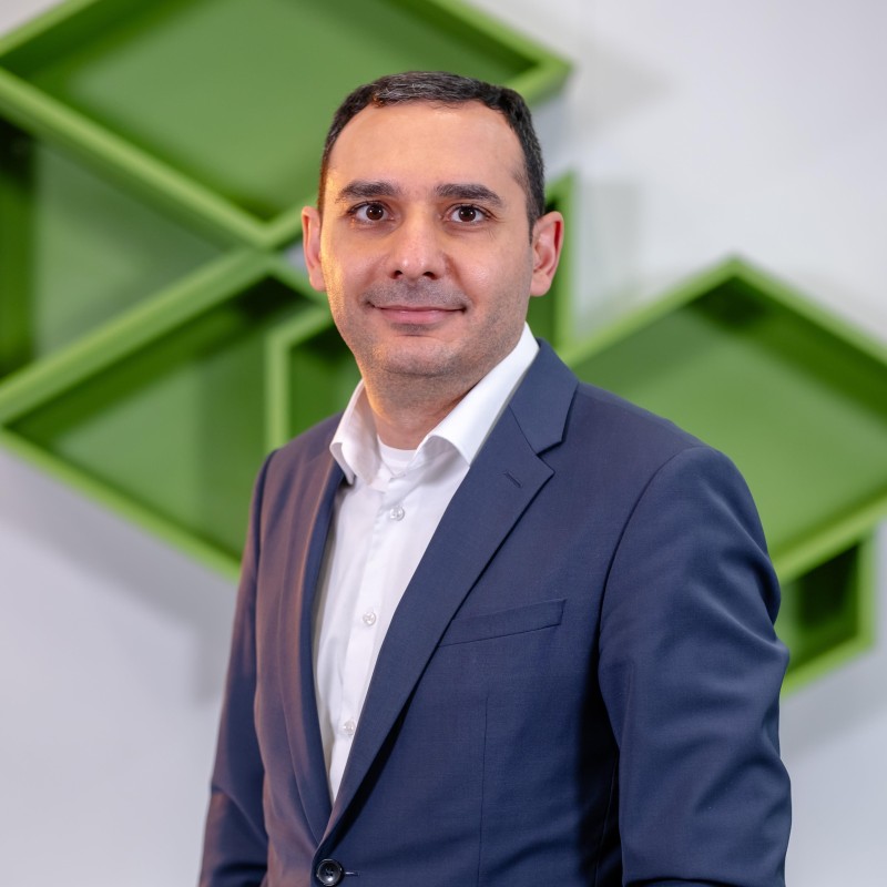 Dr Suren Pakhchanyan
